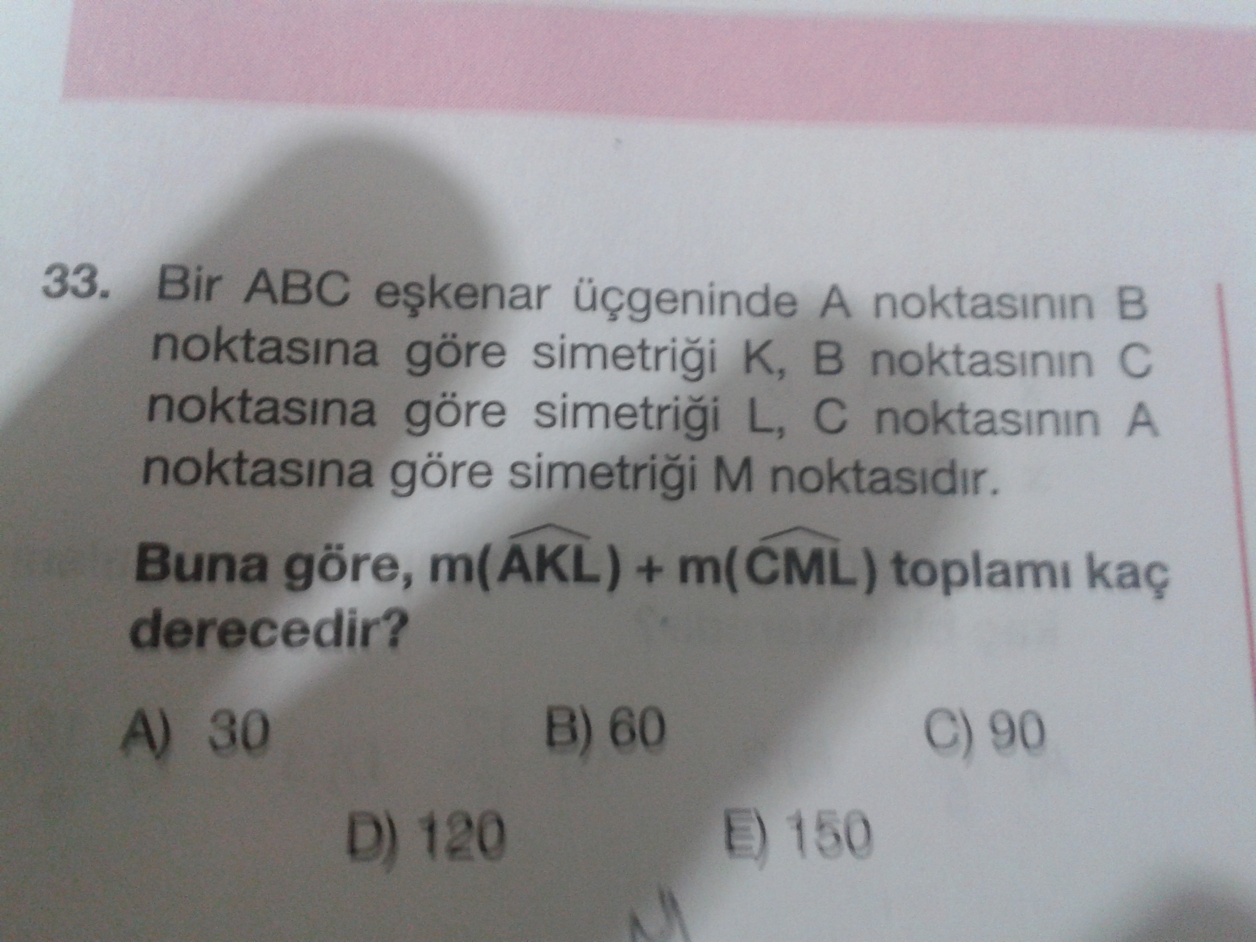 Eskenar ucgen simetri